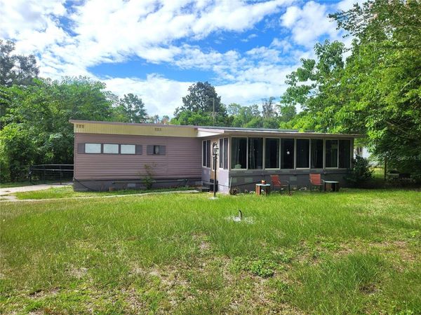 900 NW 42ND PLACE , OCALA, FL 34475