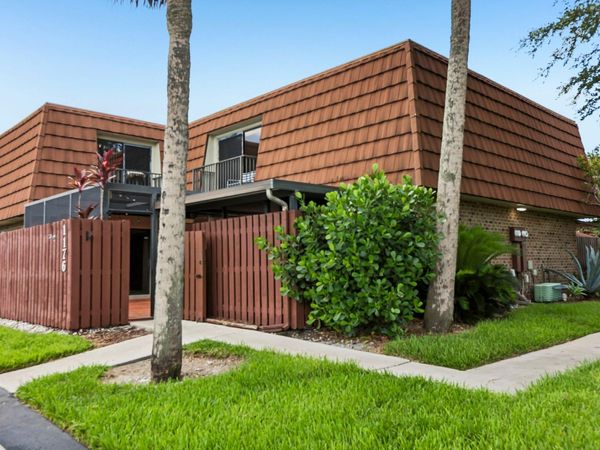 1176 SW 118th Terrace, Davie, FL 33325