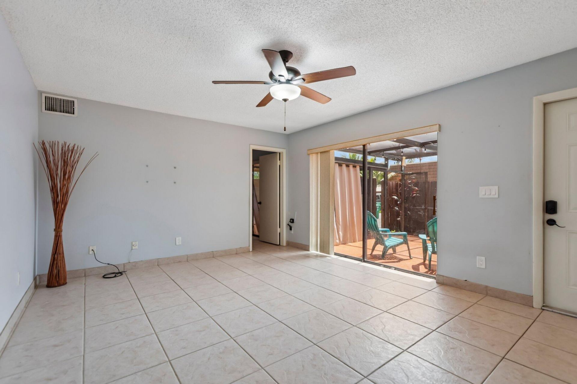 1176 SW 118th Terrace, Davie, FL 33325 Photo