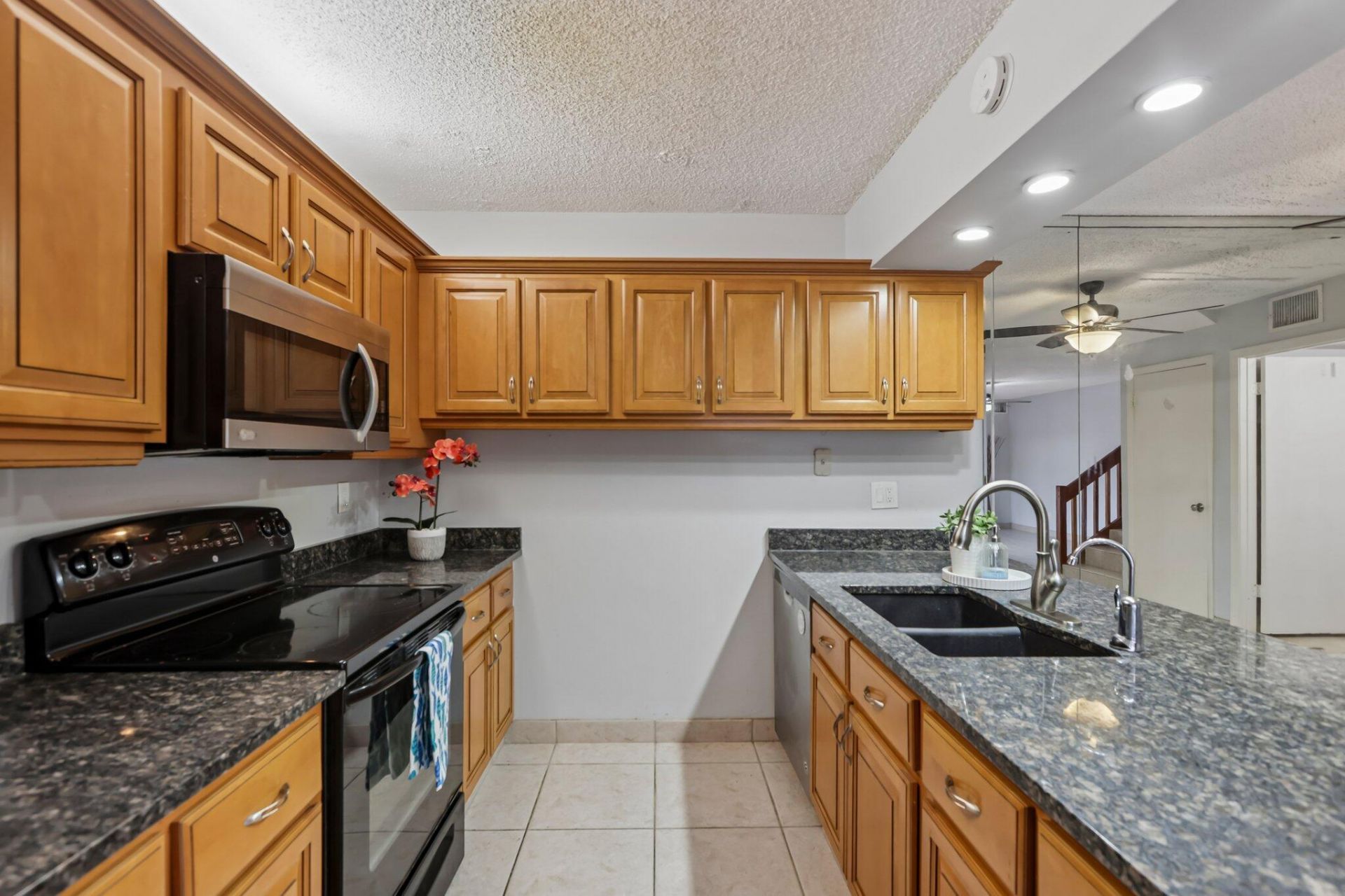 1176 SW 118th Terrace, Davie, FL 33325 Photo