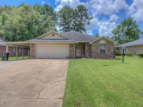 131 Ragan Lane, Haughton, LA 71037