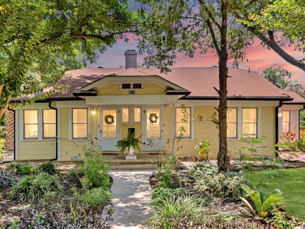 222 REDWOOD ST, Alamo Heights, TX 78209