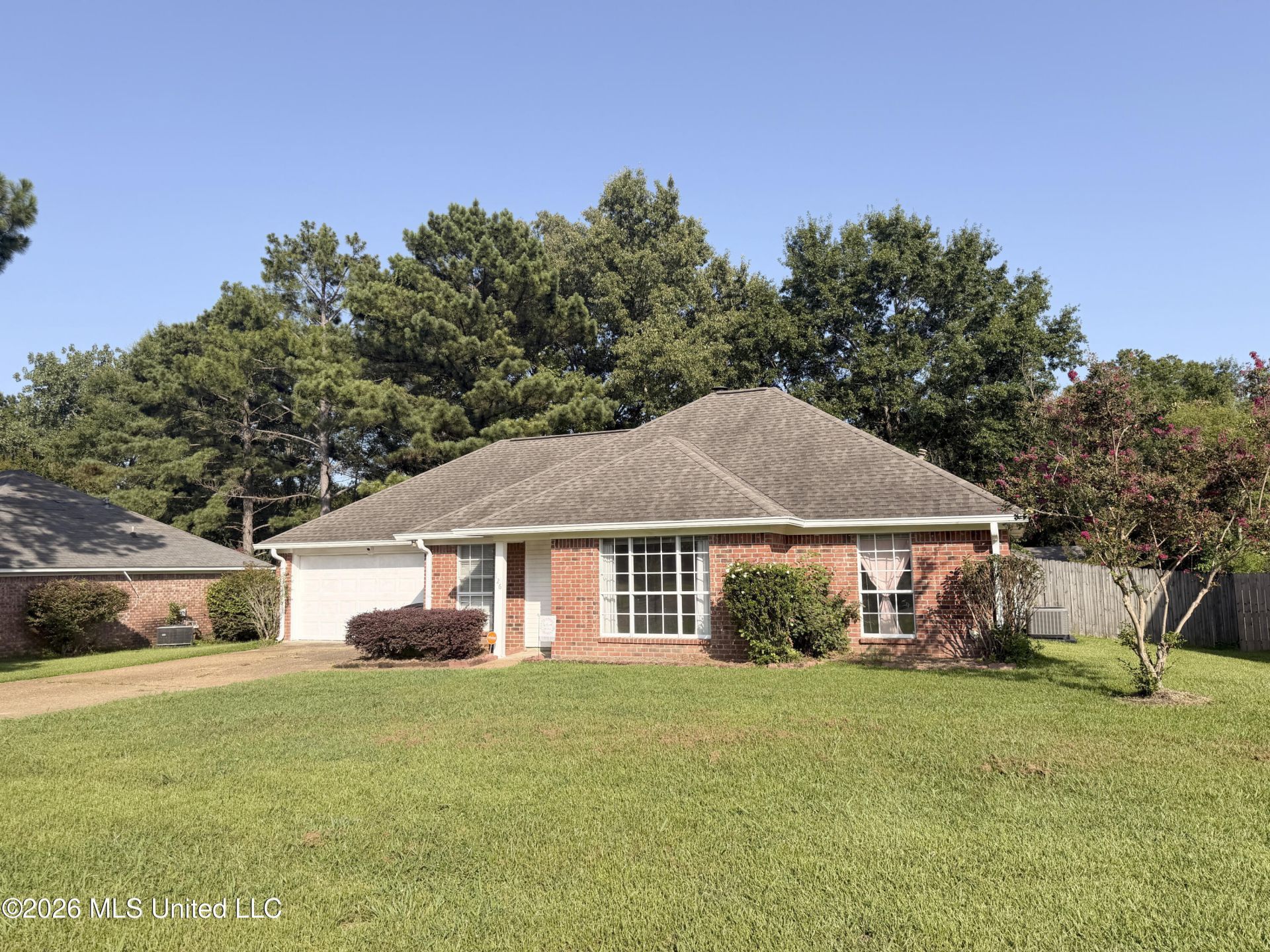 126 Glenwood Drive, Madison, MS 39110 Main Photo