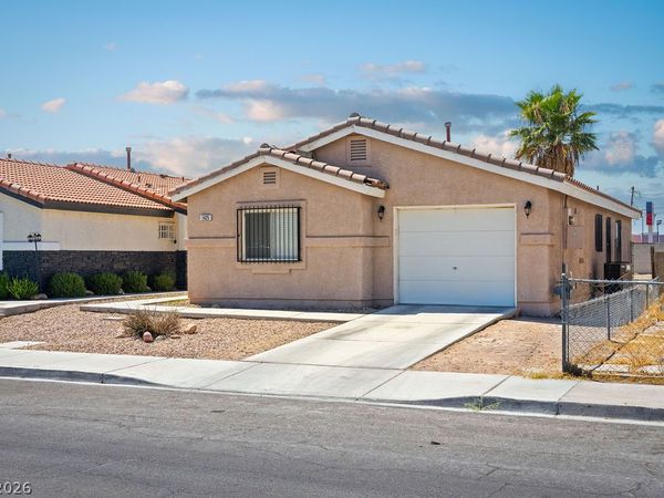 1425 Hassell Avenue, Las Vegas, NV 89106