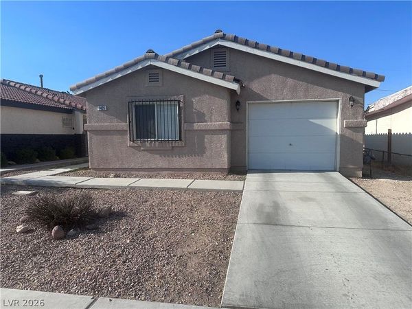 1425 Hassell Avenue, Las Vegas, NV 89106