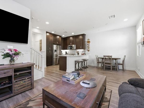 2117 Solara Lane, Vista, CA 92081