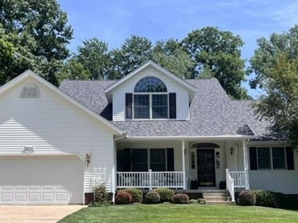 3522 33rd Street Court , Moline, IL 61265