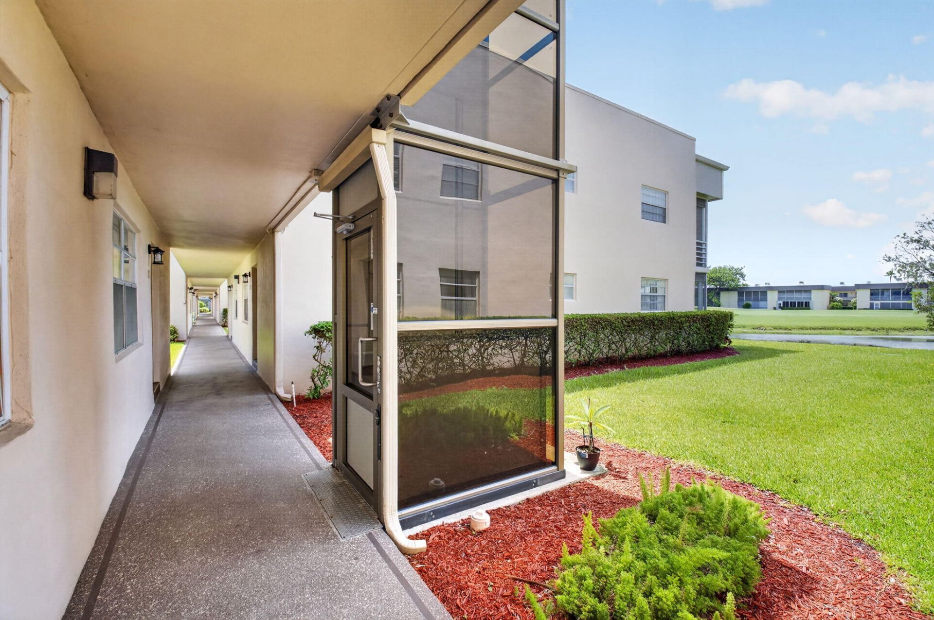 374 Capri H, Delray Beach, FL 33484 Photo