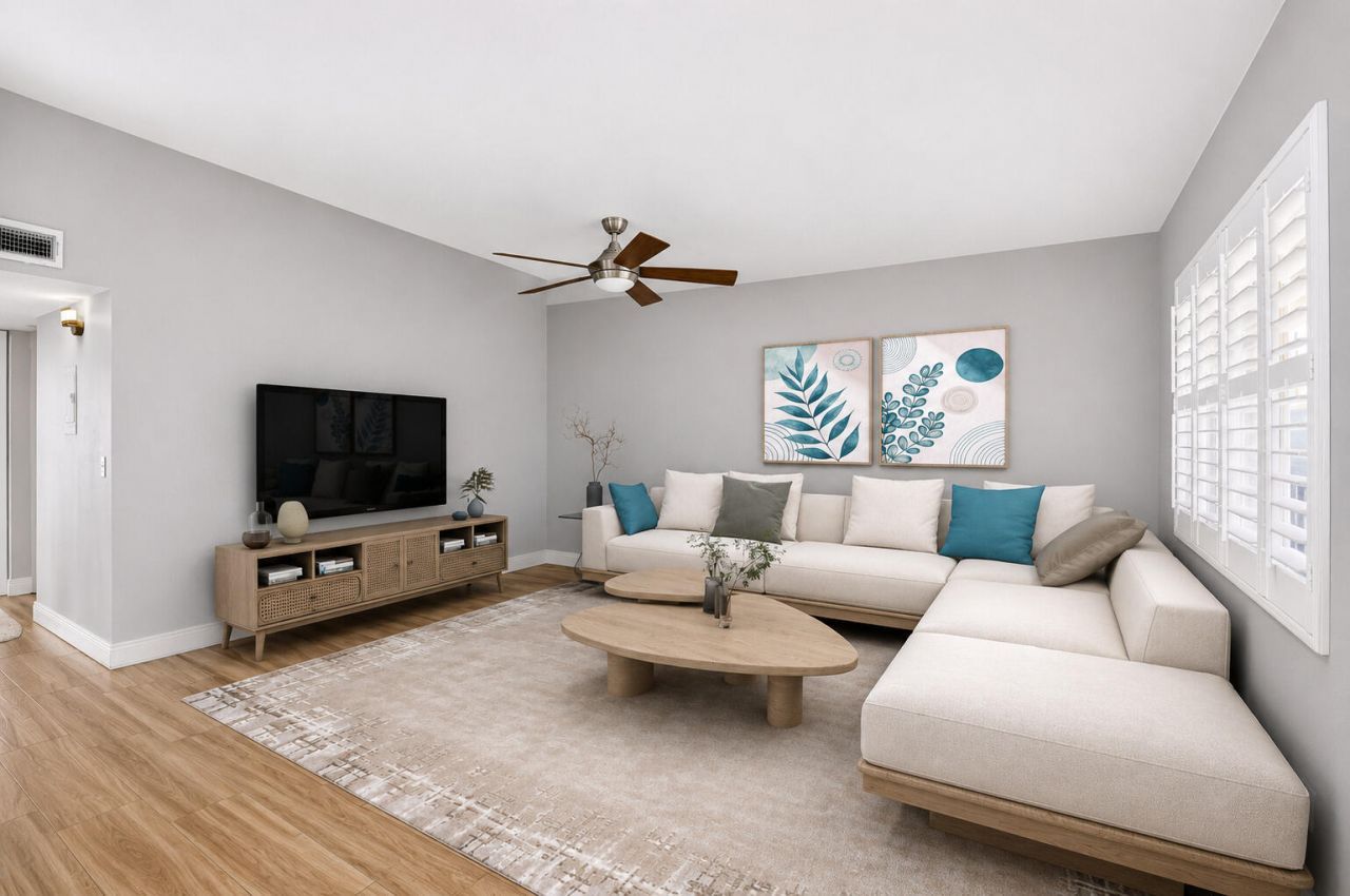 374 Capri H, Delray Beach, FL 33484 Photo