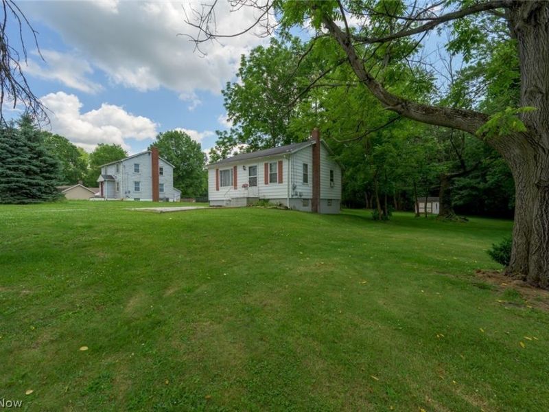 408 Newton Street, Tallmadge, OH 44278 Photo 1