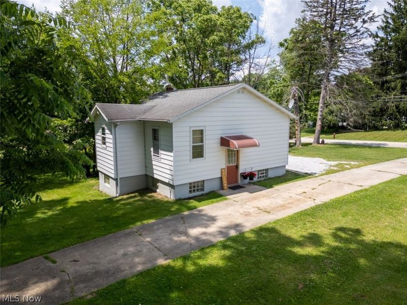 408 Newton Street, Tallmadge, OH 44278 Photo 10