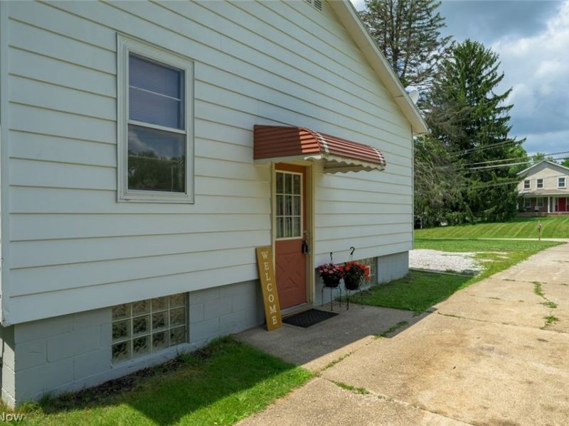 408 Newton Street, Tallmadge, OH 44278 Photo 5