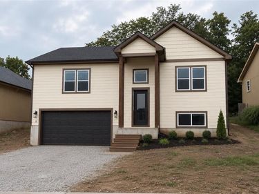 2032 W Springs Way, Excelsior Springs, MO 64024