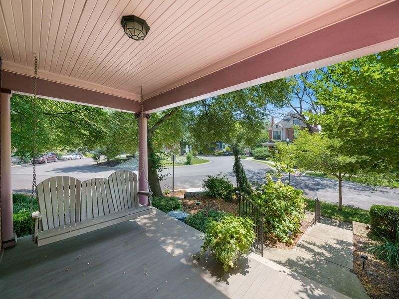 406 W 6th Avenue, Columbus, OH 43201 Photo 2