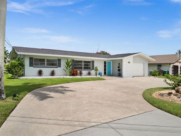 5122 SW 3RD AVENUE , CAPE CORAL, FL 33914