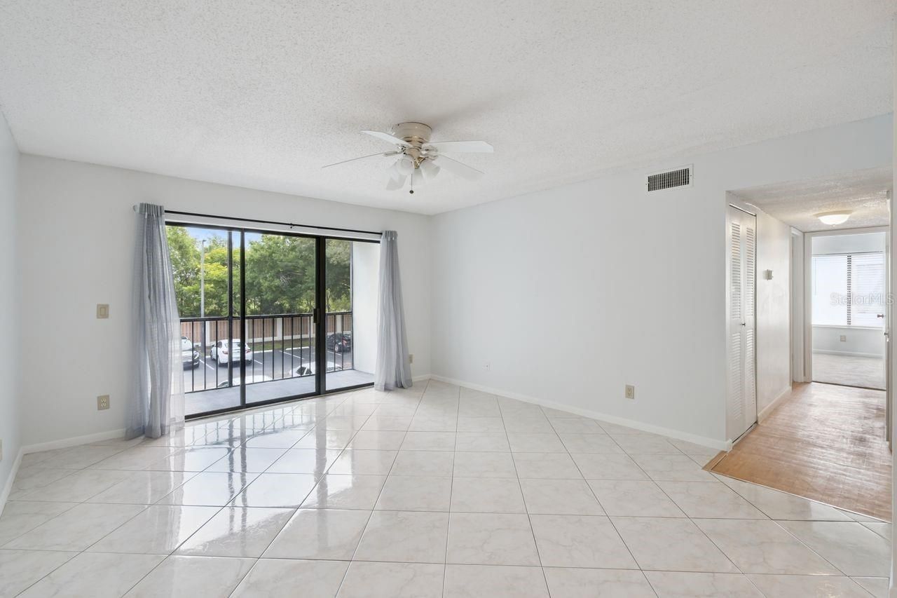 8215 Sun Spring Circle , Unit 12, Orlando, FL 32825 Photo