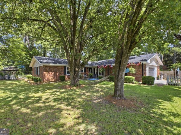 1 Brookcrest Drive SW, Rome, GA 30165