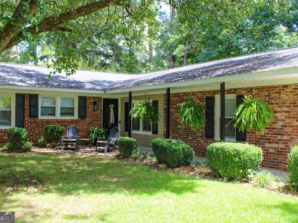 1 Brookcrest Drive SW, Rome, GA 30165