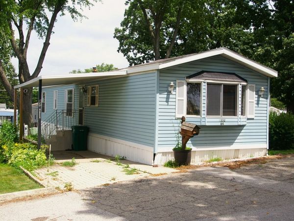 1332 Douglas Avenue , Montgomery, IL 60538