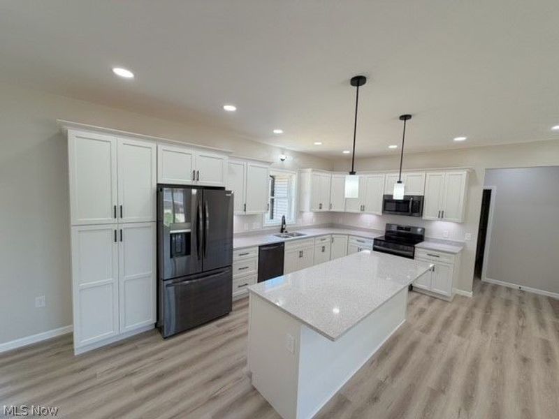 136 S Chestnut Street, Gnadenhutten, OH 44629 Photo 8