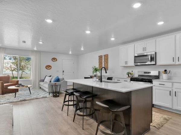2153 N GLACIER LN E, Unit 221, Heber City, UT 84032