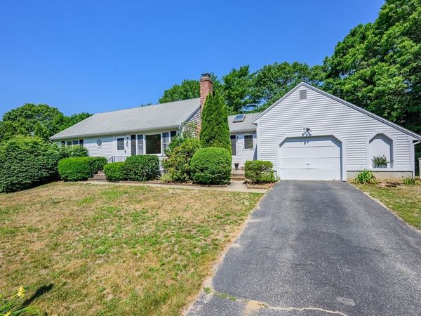 295 Westwind Cir, Barnstable, MA 02655