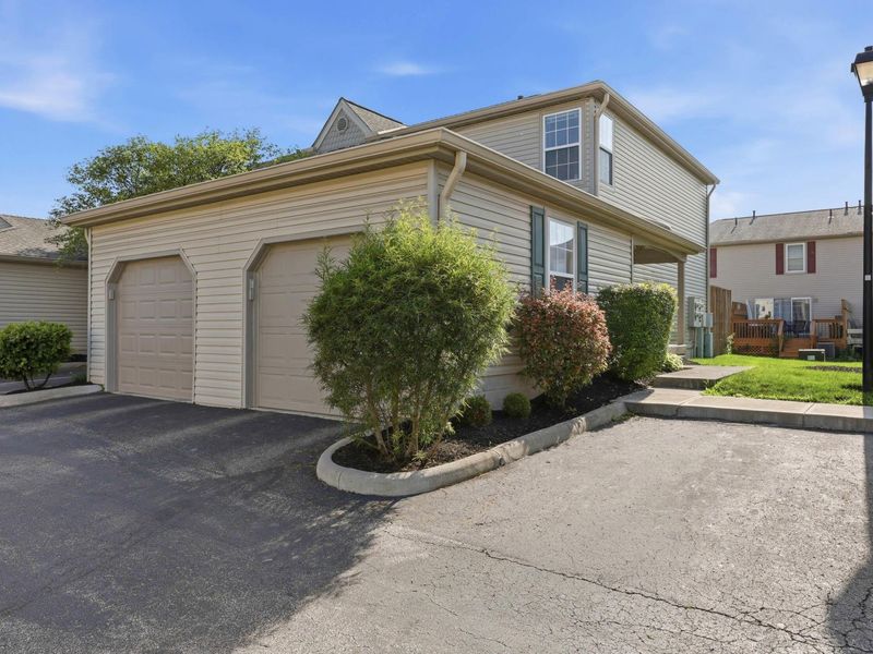 1977 Jasper Lane , Unit 23D, Hilliard, OH 43026 Photo 5