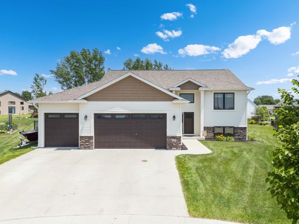 6278 55th Avenue NW, Rochester, MN 55901