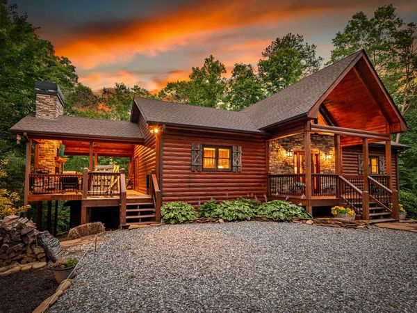 115 Brighton Way, Mineral Bluff, GA 30559