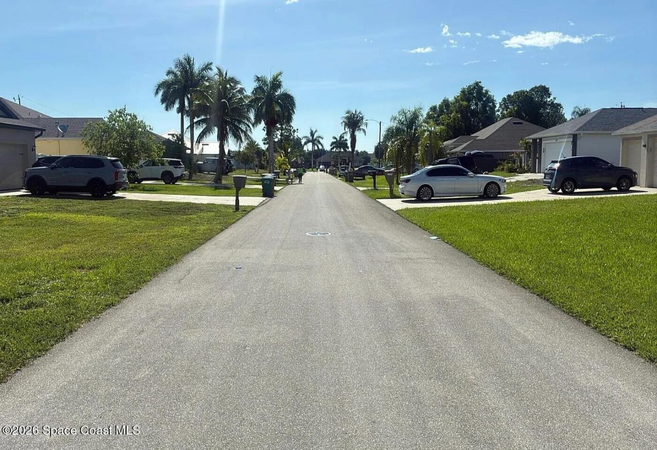 1303 SW 34th Street , Cape Coral, FL 33914 Photo