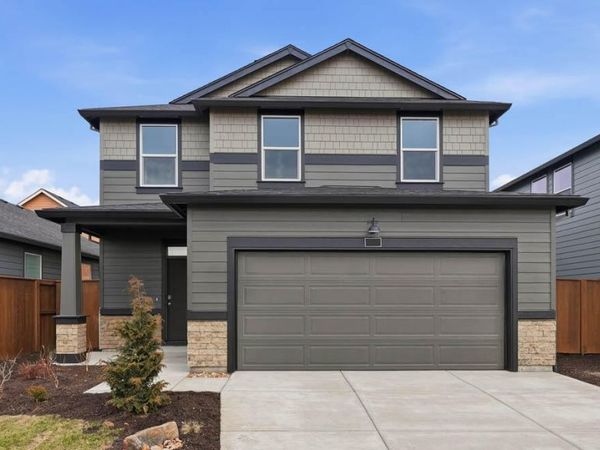 21705 SE Stromboli Lane, Bend, OR 97702