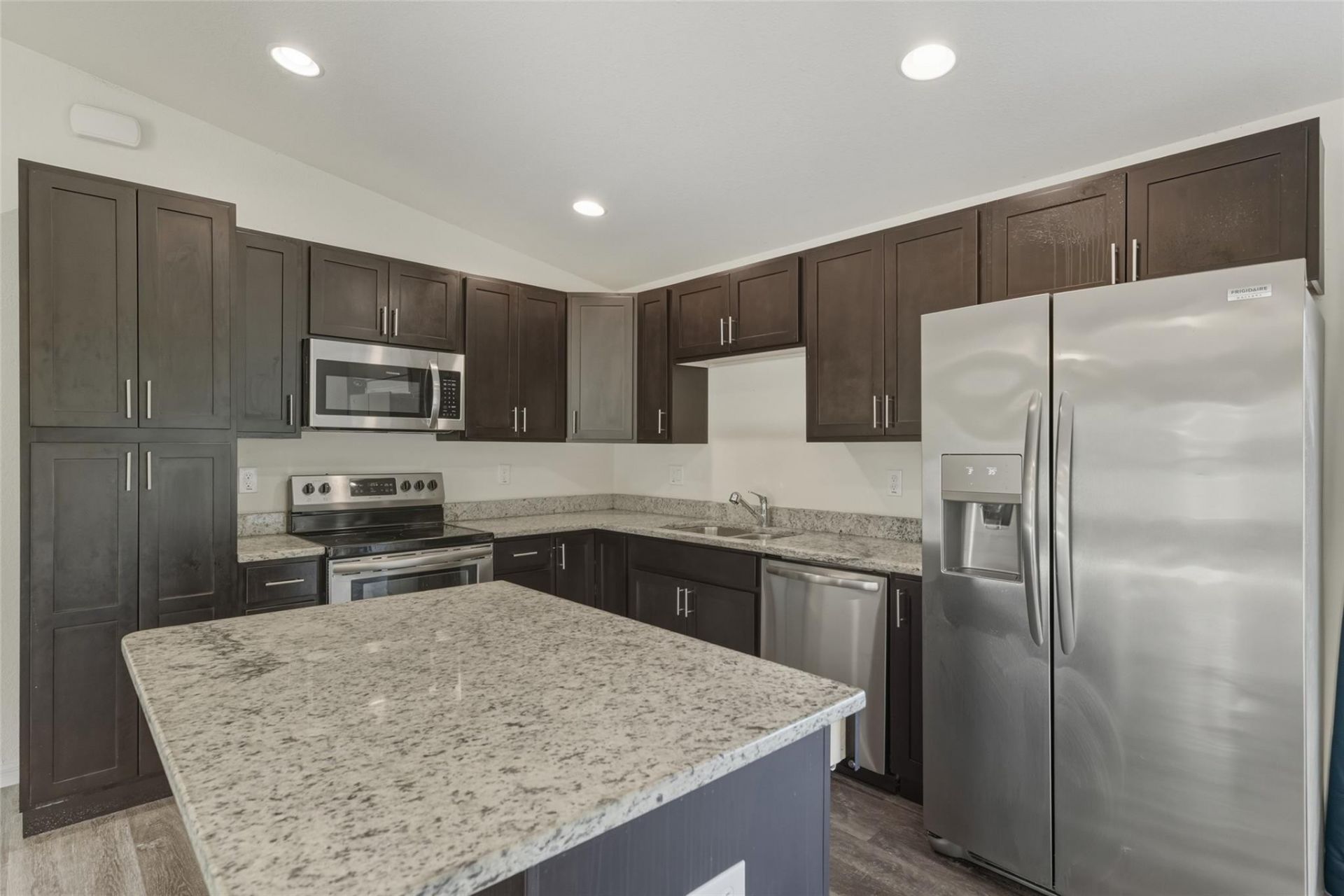 8007 Royal Court, Labelle, FL 33935 Photo