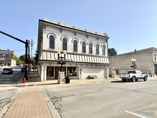 401 River Street, Manistee, MI 49660