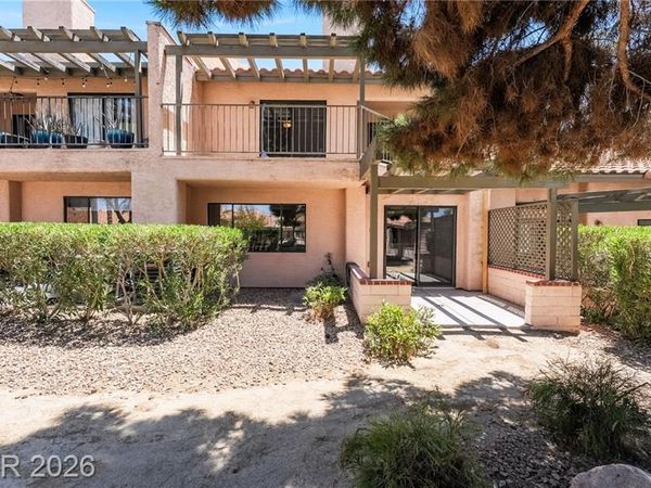 2716 Laguna Shores Lane, Las Vegas, NV 89121