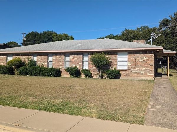 1434 Deborah Avenue, DeSoto, TX 75115