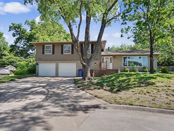 2624 Bardith Court, Lawrence, KS 66046