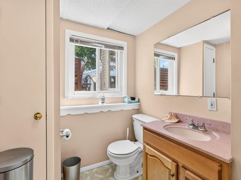 8767 Hubbard Drive S, Galloway, OH 43119 Photo 13