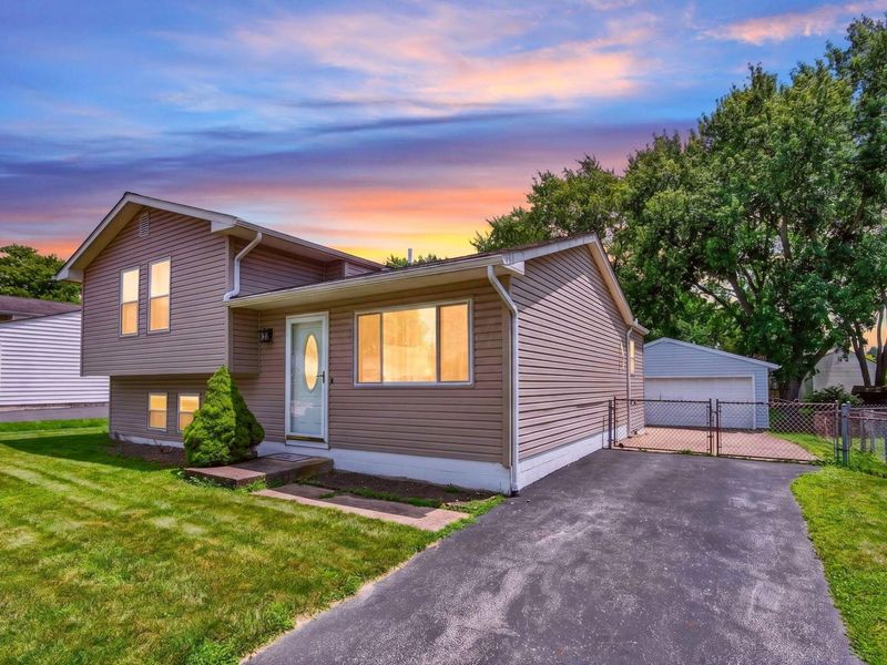 8767 Hubbard Drive S, Galloway, OH 43119 Photo 3