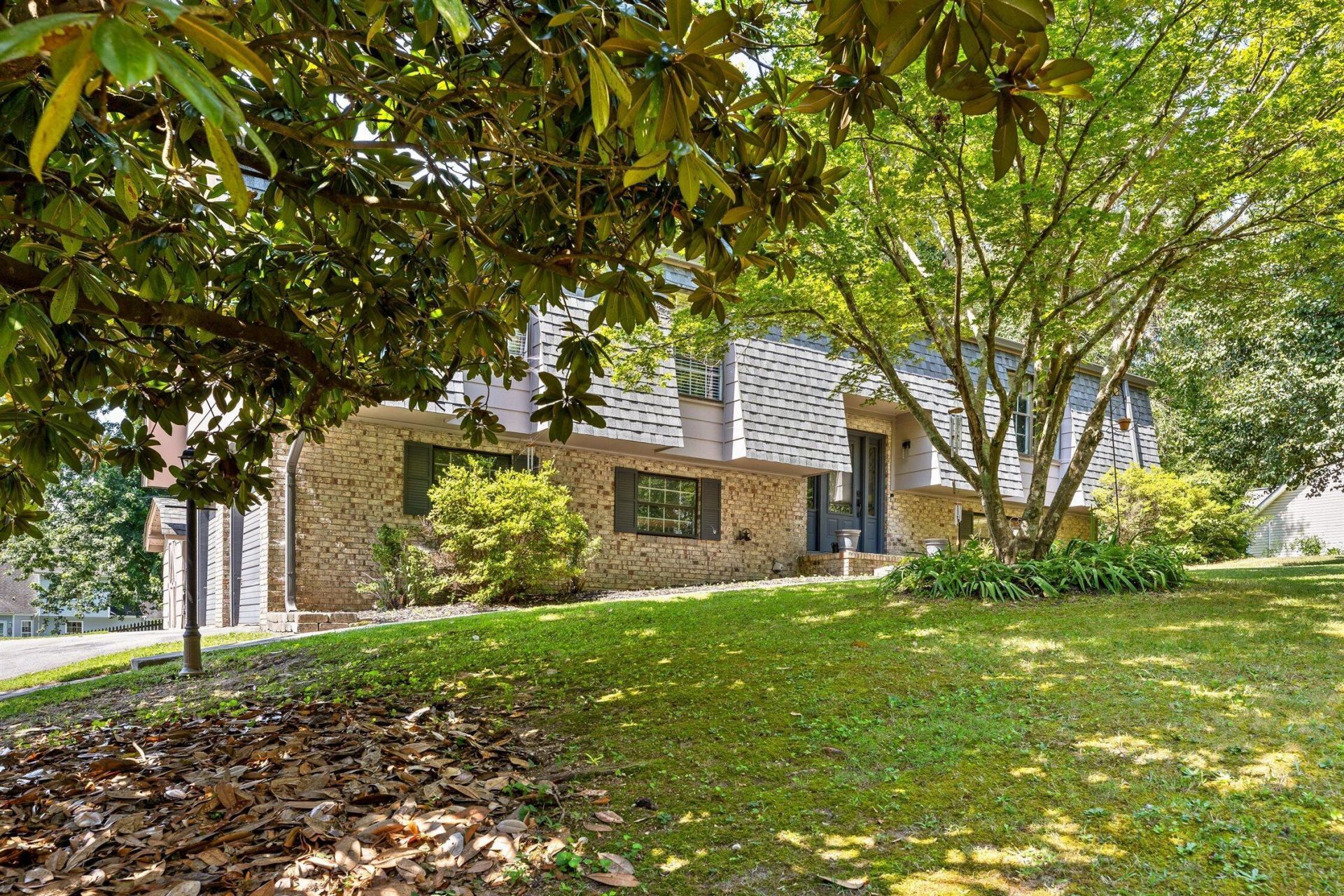 2404 Horseshoe Drive, Soddy Daisy, TN 37379 Main Photo