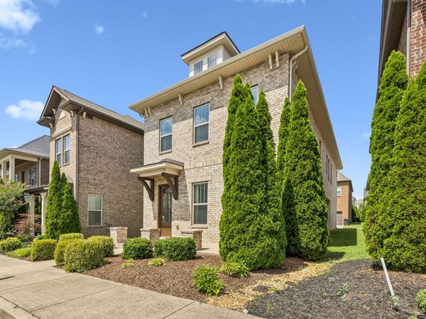 151 Benjamin Ln , Hendersonville, TN 37075