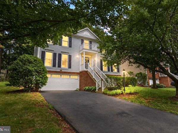 20644 CUTWATER PLACE, POTOMAC FALLS, VA 20165