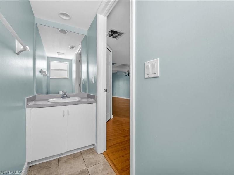 28 Cosmopolitan Dr, Unit 15, Lehigh Acres, FL 33936 Photo