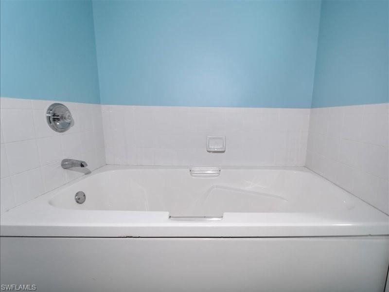 28 Cosmopolitan Dr, Unit 15, Lehigh Acres, FL 33936 Photo