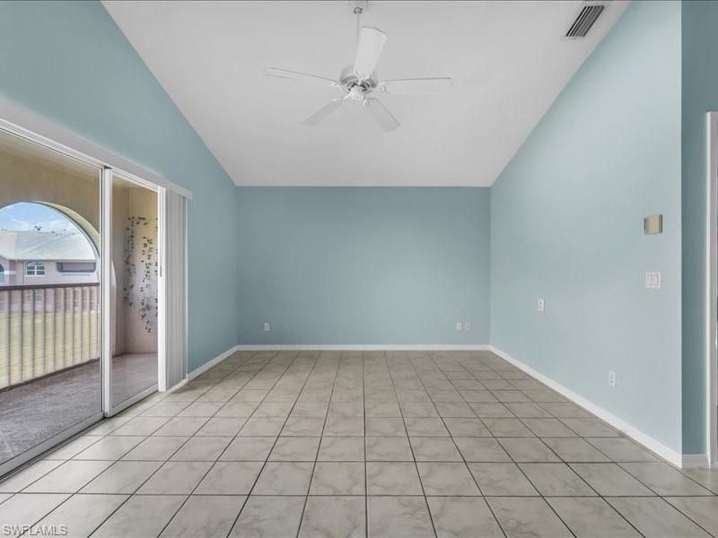 28 Cosmopolitan Dr, Unit 15, Lehigh Acres, FL 33936 Photo