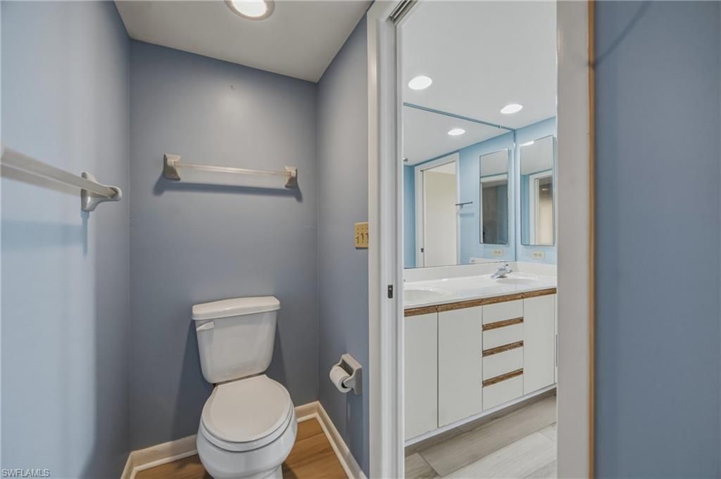 7129 Lakeridge View Ct, Unit 203, Fort Myers, FL 33907 Photo