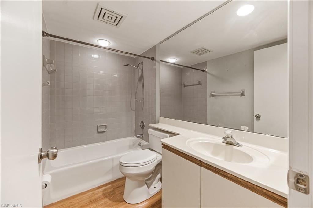 7129 Lakeridge View Ct, Unit 203, Fort Myers, FL 33907 Photo