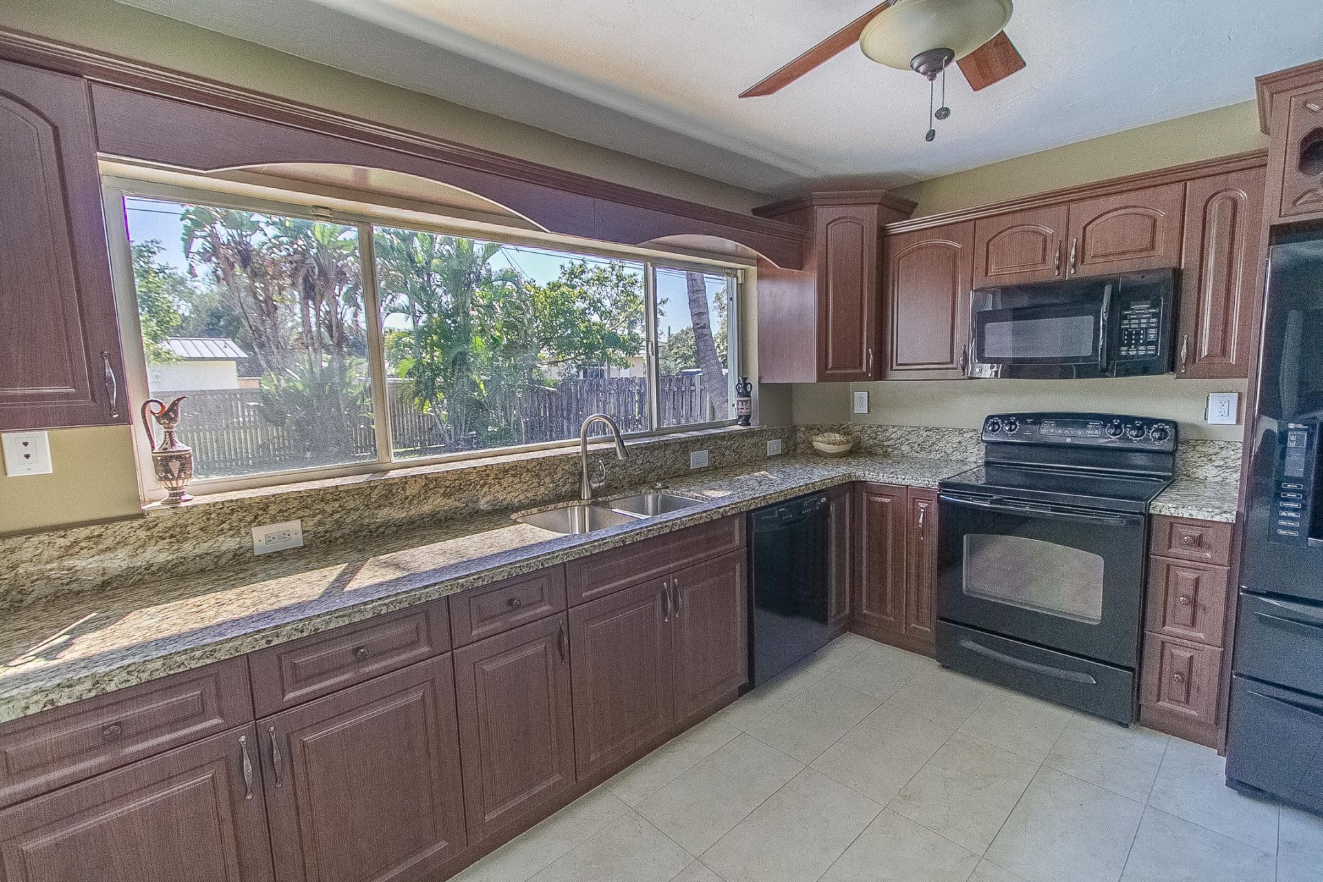 116 NW 8th Street, Boca Raton, FL 33432 Photo
