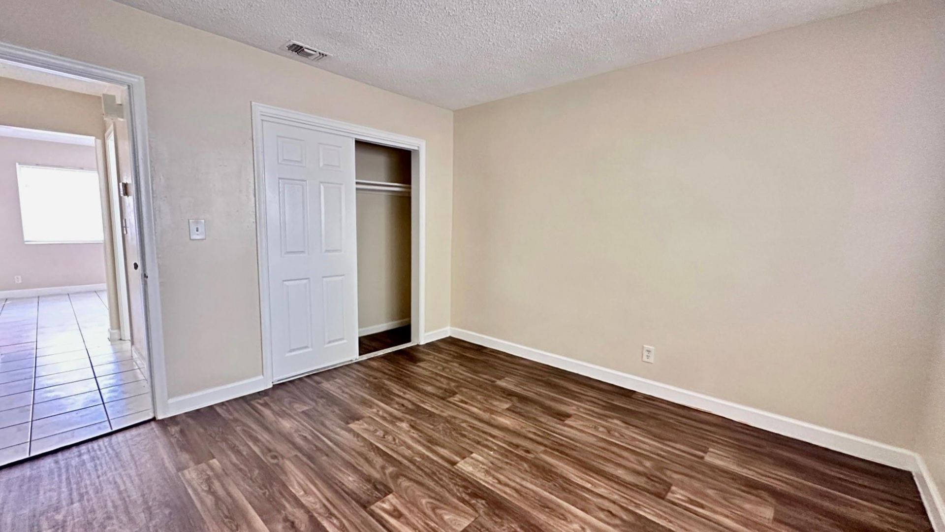 717 SE 16th Street, Unit 5, Fort Lauderdale, FL 33316 Photo