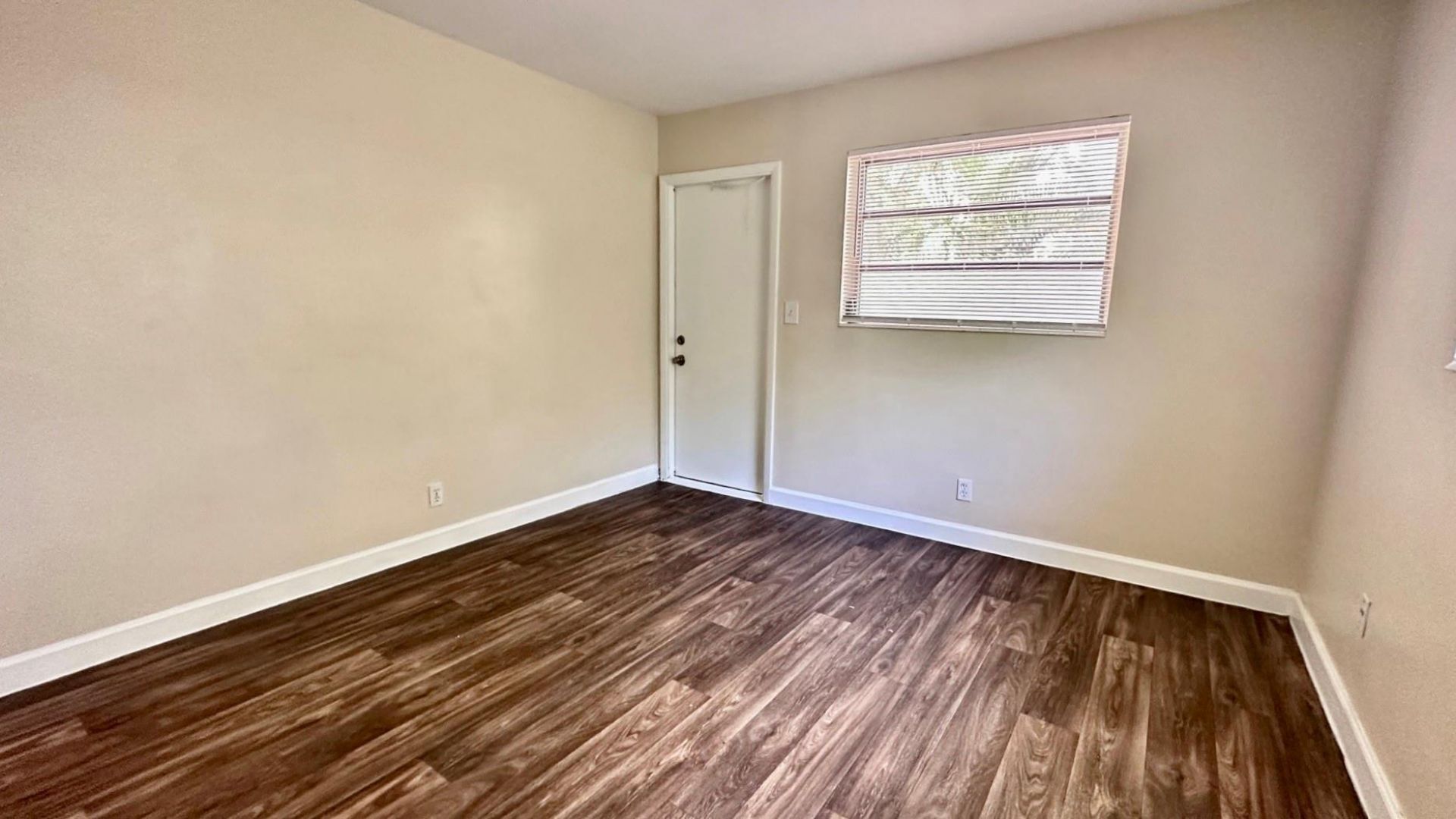 717 SE 16th Street, Unit 5, Fort Lauderdale, FL 33316 Photo