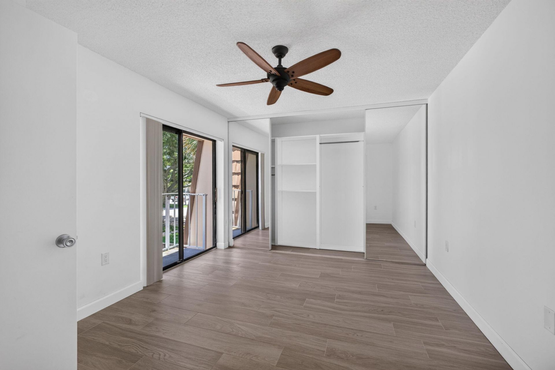 851 Blue Ridge Circle, West Palm Beach, FL 33409 Photo